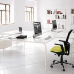 How to Choose the Ideal Office Table?
